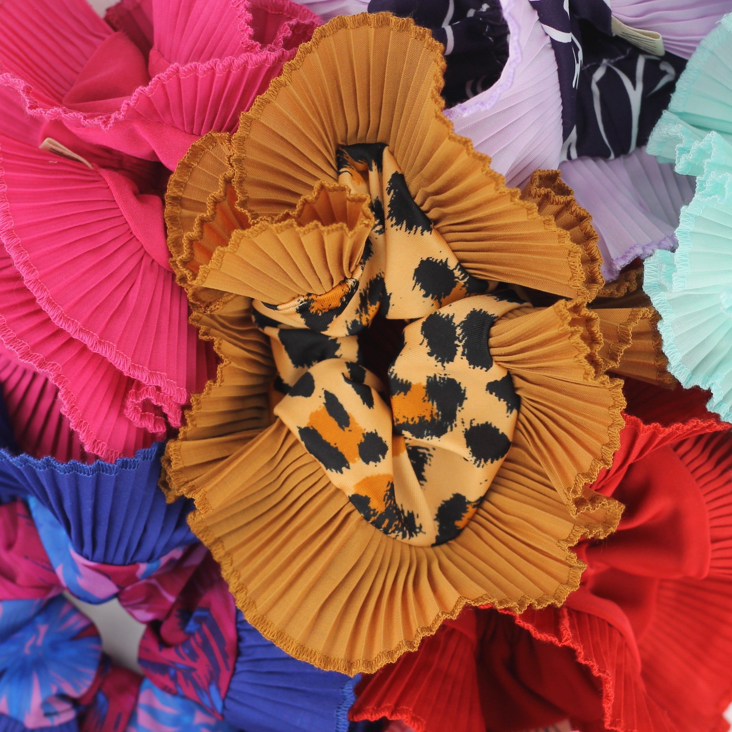 Tres coleteros de tamaño seleccionado al azar