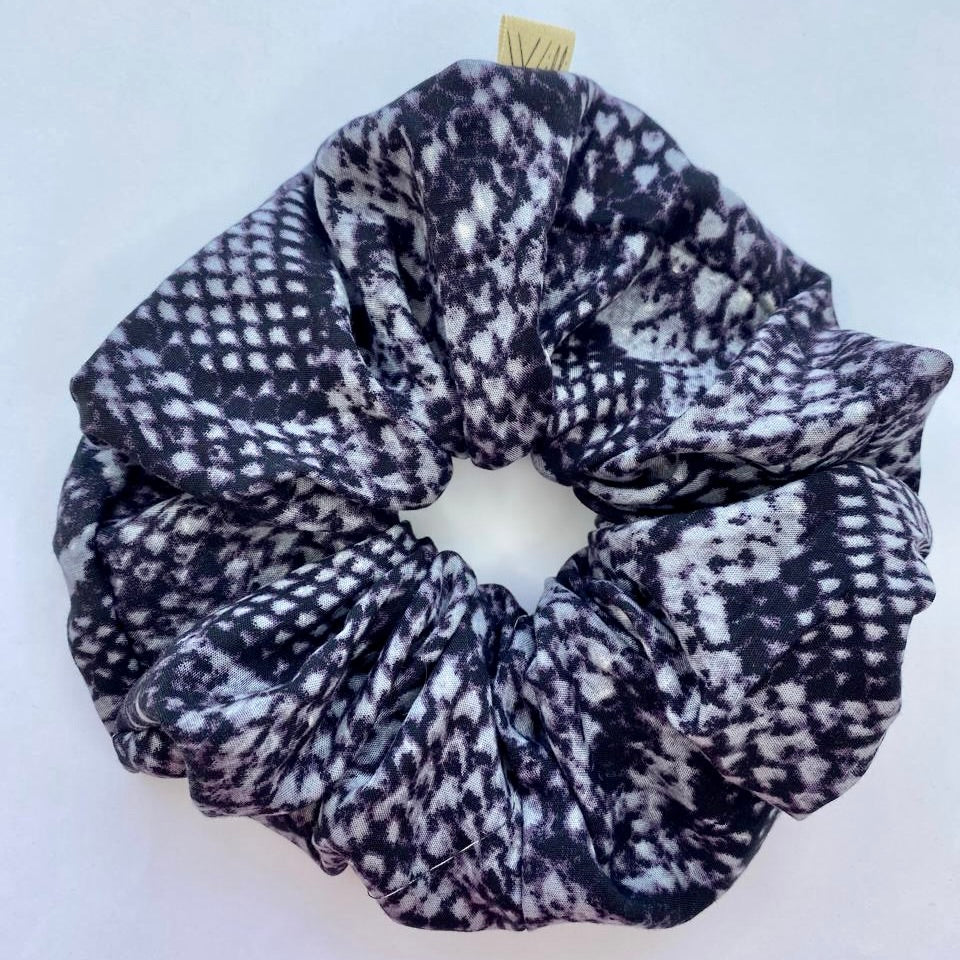 Soft Claw - Viscose Oversized Scrunchie