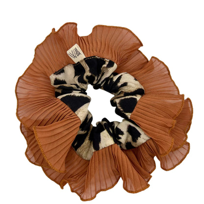 Dark Coffee Prowl - Ruffle Scrunchie