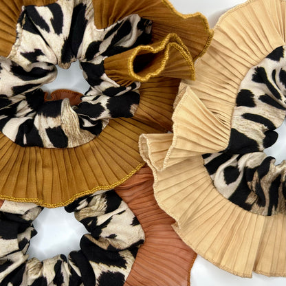 Dark Coffee Prowl - Ruffle Scrunchie