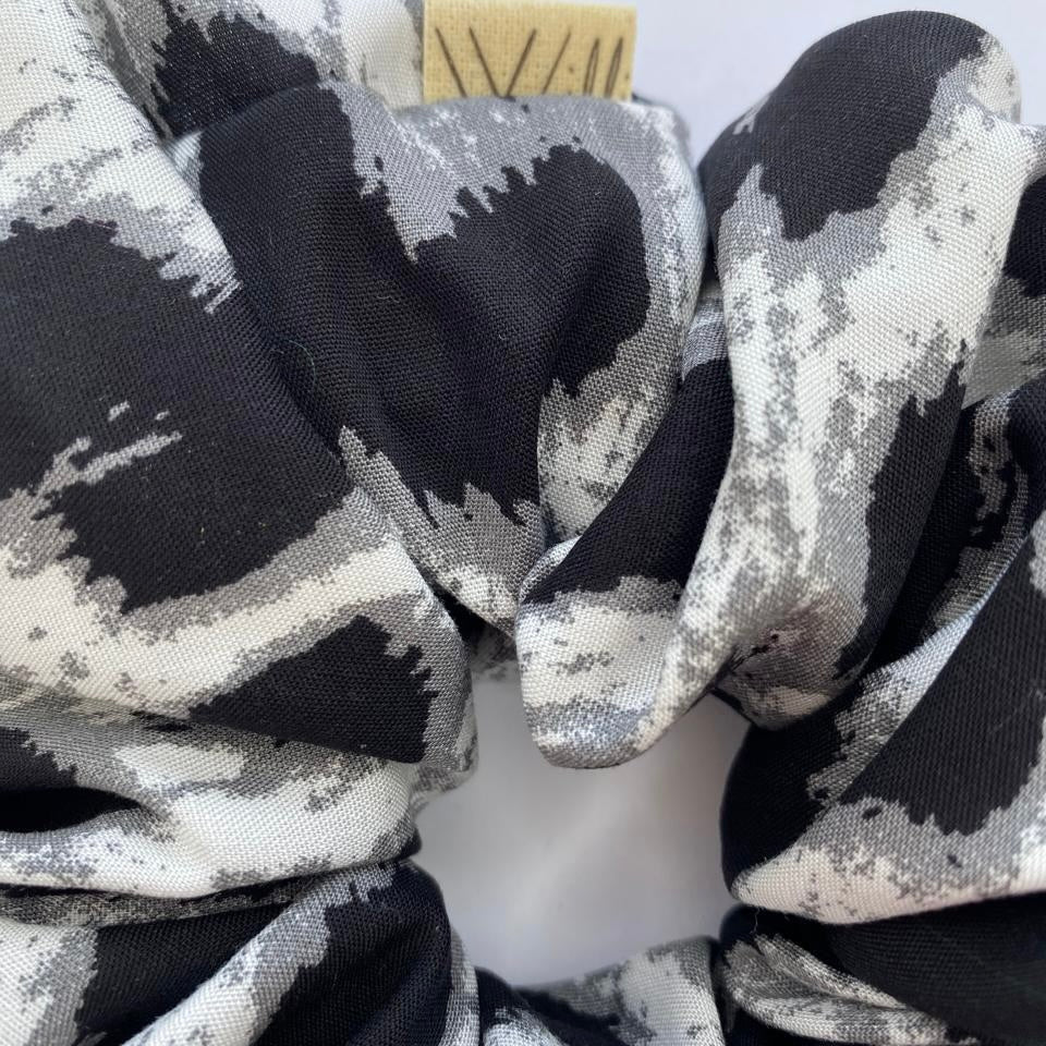Soft Claw - Viscose Oversized Scrunchie